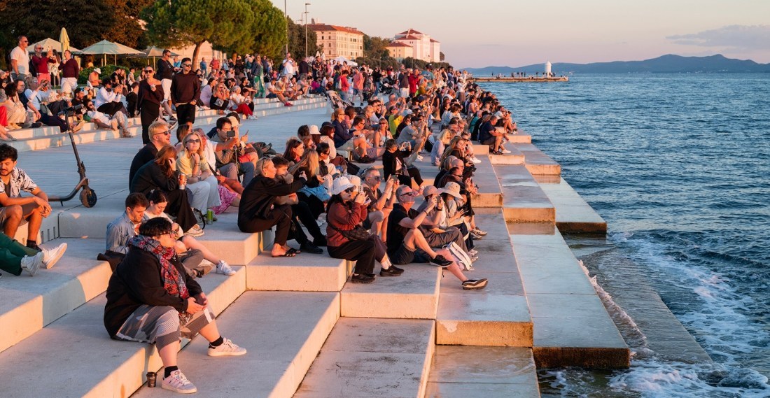 Wir lassen auch in Zadar die drei Gemütlichen nicht außer Art und konzentrieren und voll darauf. – Bild 2