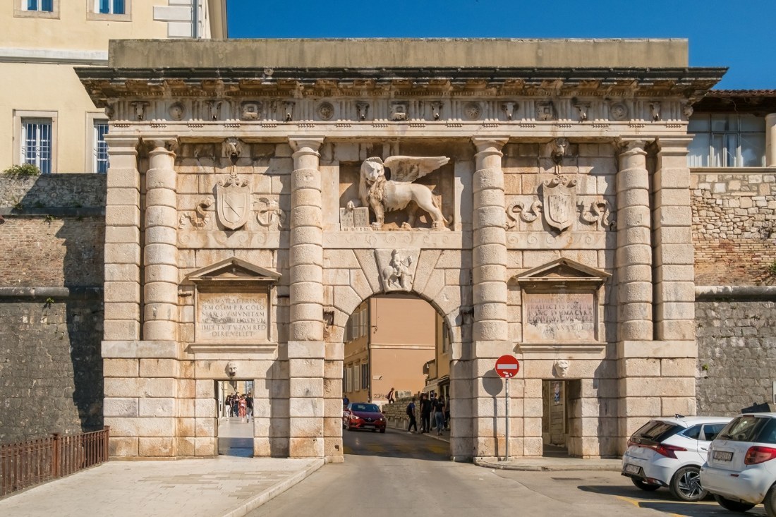 Wir lassen auch in Zadar die drei Gemütlichen nicht außer Art und konzentrieren und voll darauf. – Bild 4